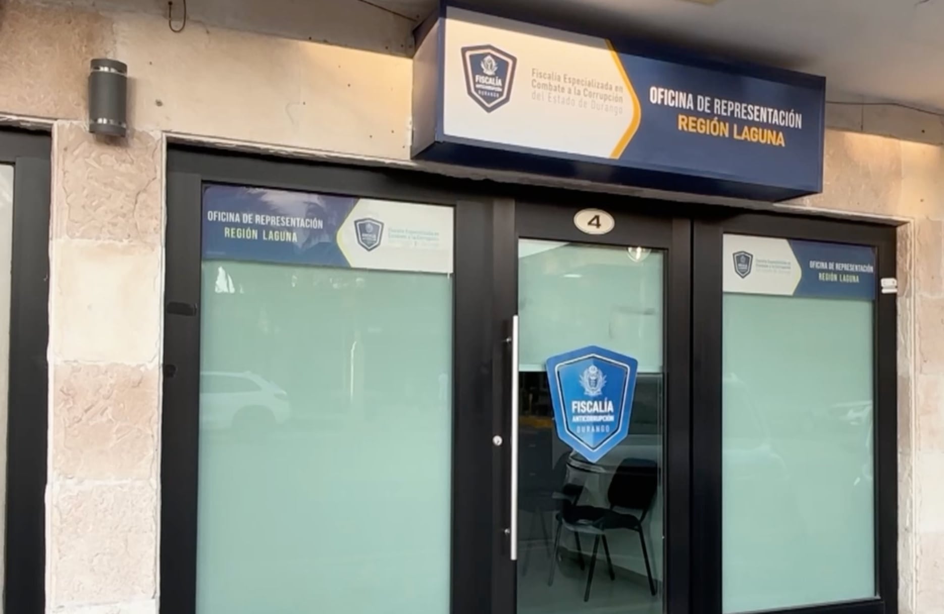 Empleado municipal de Gómez Palacio enfrenta nueva orden de aprehensión por presunta venta de plaza