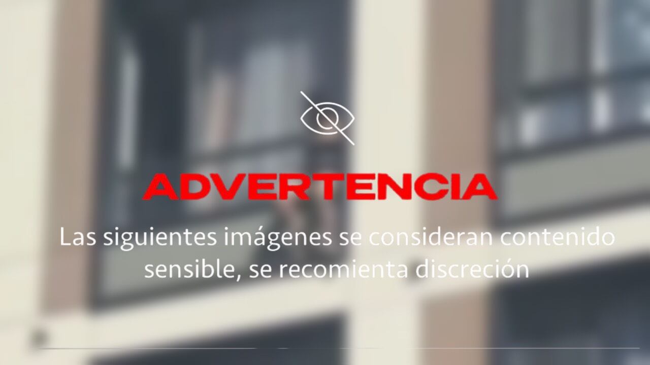 Bebé muere en la calle al caerle encima una mujer desde un edificio | VIDEO