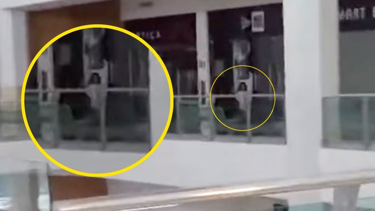 VIDEO: Captan presunta niña fantasma en Galerías Torreón