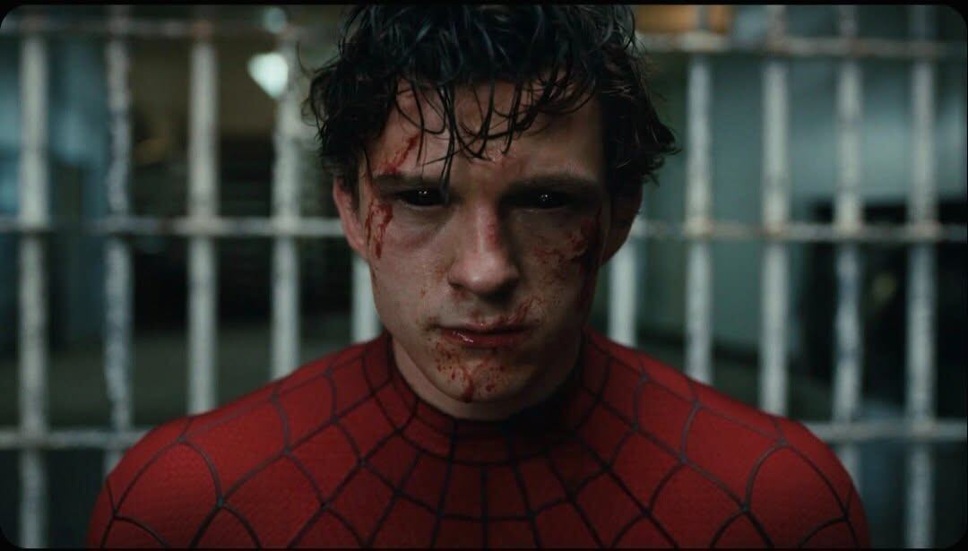 Joven convulsiona tras consumir cannabis mientras veía ‘Spider-Man’
