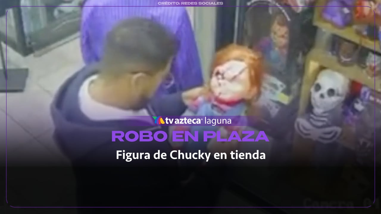 ¡Se llevaron a Chucky! Pareja sustrae al muñeco diabólico en centro comercial | VIDEO