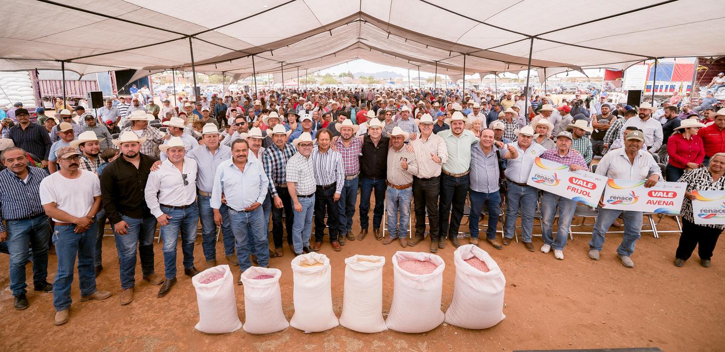 Gobernador de Durango entrega apoyos para el campo de Pánuco de Coronado y Guadalupe Victoria