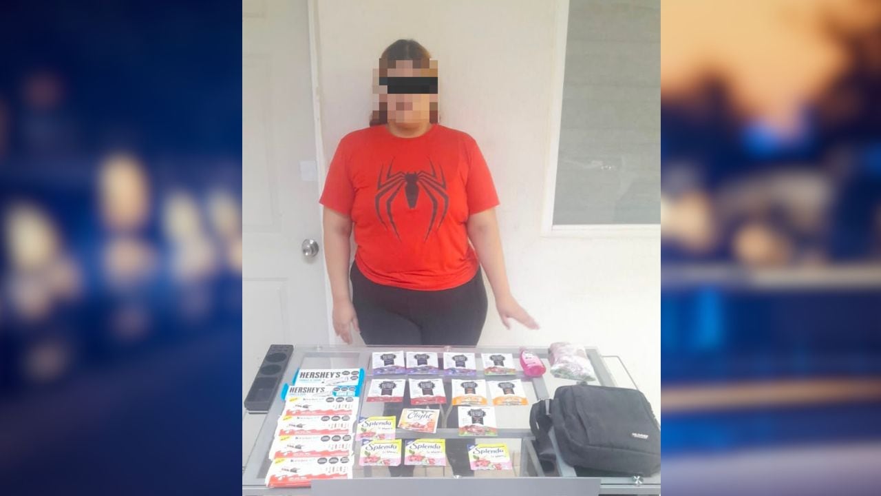 Torreón Detienen a mujer por robo a negocio; llevaba chocolates, té, pollo.jpg
