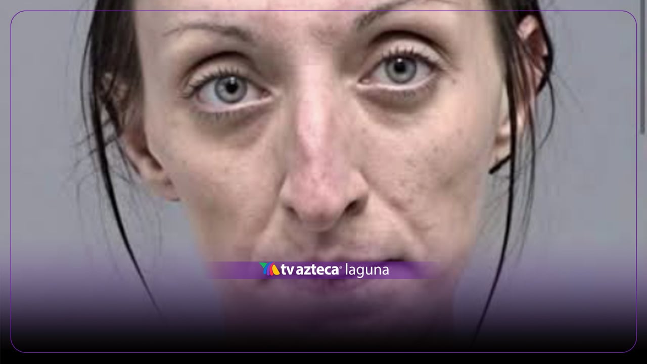 Mujer entra a casa de desconocidos, acaricia al perro, lava platos y se va sin robar nada